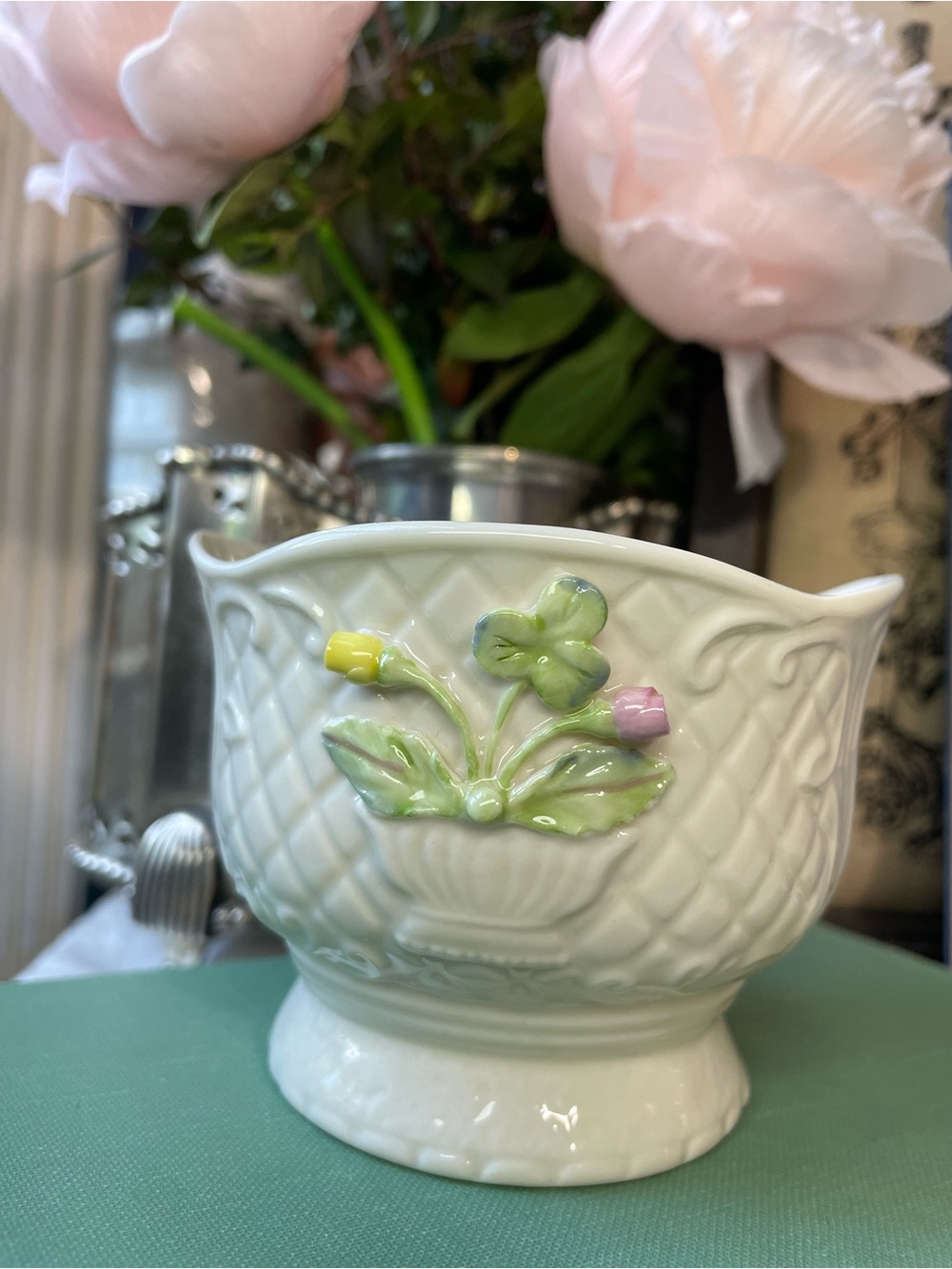 Belleek Irish Porcelain Woodland Bouquet votive holder